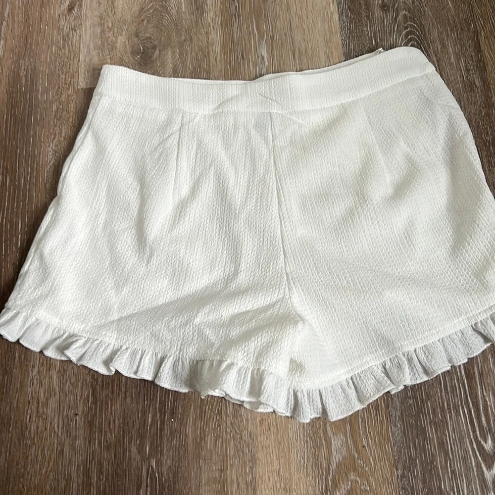 White Ruffle Shorts - Picture 1 of 3